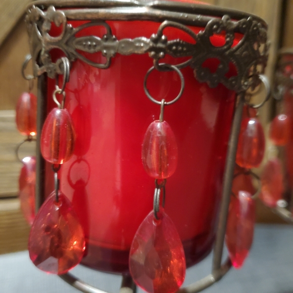 Beaded candle holders with candles - Picture 3 of 3